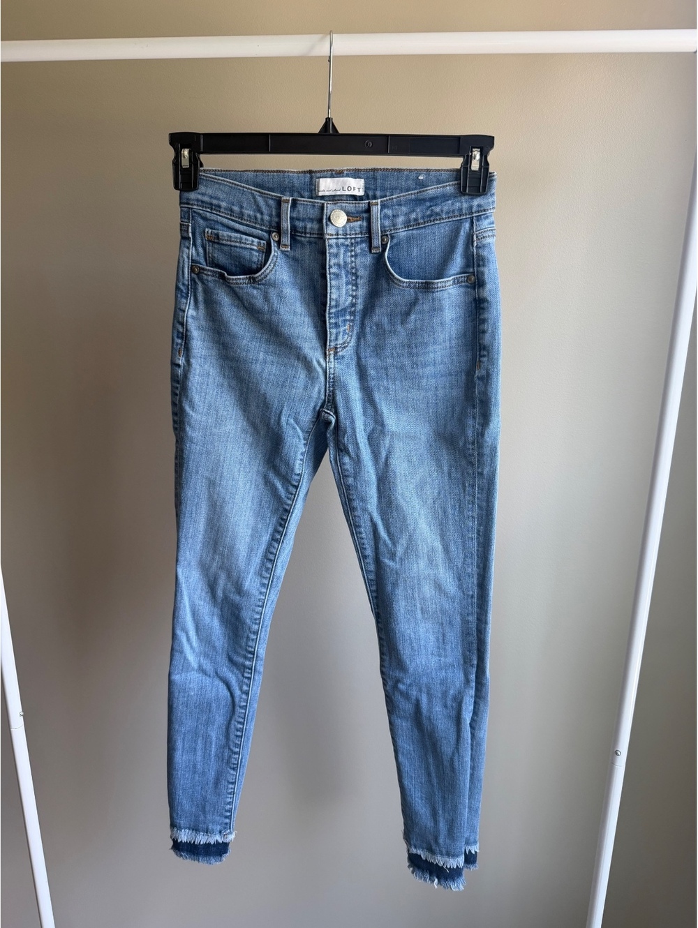 Loft Skinny Jeans Distressed Hem